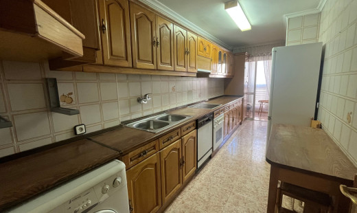 Venta - Piso -
Valladolid - Pajarillos