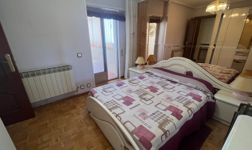 Venta - Piso -
Valladolid - Pajarillos