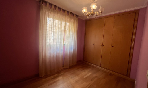 Venta - Piso -
Valladolid - Pilarica