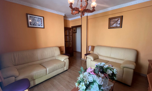 Venta - Piso -
Valladolid - Pilarica