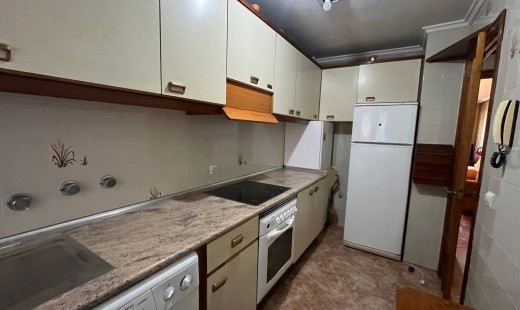Venta - Piso -
Valladolid - Hospital