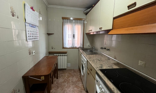 Venta - Piso -
Valladolid - Hospital