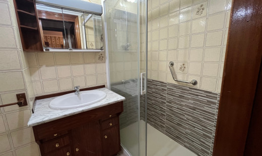 Venta - Piso -
Valladolid - Hospital