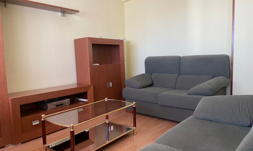Alquiler - Piso -
Valladolid - Pilarica