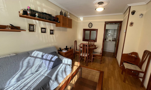 Venta - Casa -
La Cistérniga