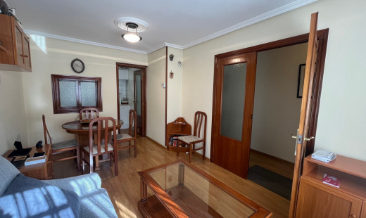 Venta - Casa -
La Cistérniga