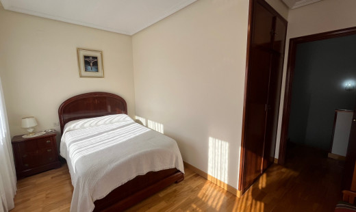 Venta - Casa -
La Cistérniga