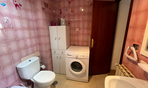 Venta - Casa -
La Cistérniga