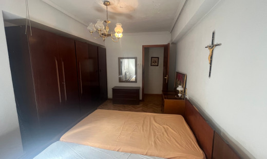 Venta - Piso -
Valladolid - San Juan