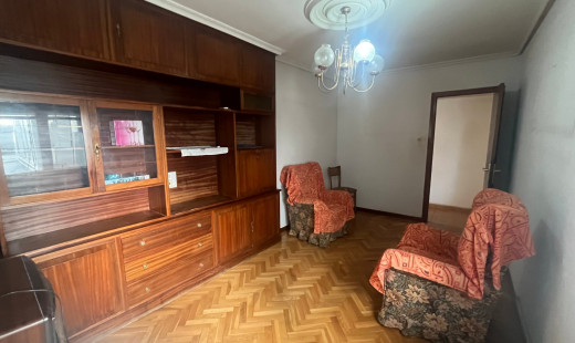 Venta - Piso -
Valladolid - San Juan