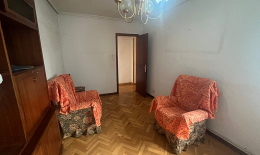Venta - Piso -
Valladolid - San Juan