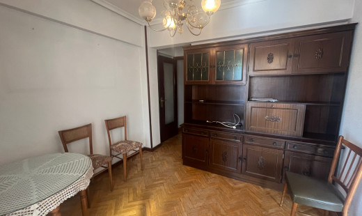 Venta - Piso -
Valladolid - San Juan