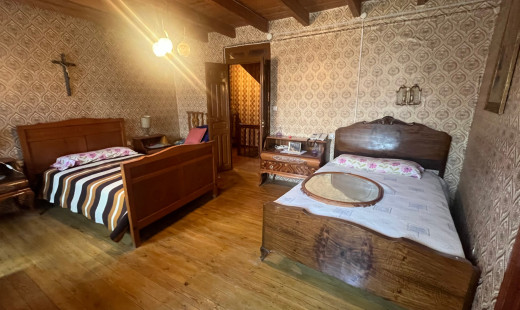 Venta - Casa -
Castromonte
