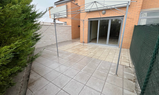 Venta - Adosado -
Aldeamayor de San Martin - Aldemayor Golf