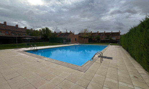 Venta - Adosado -
Aldeamayor de San Martin - Aldemayor Golf