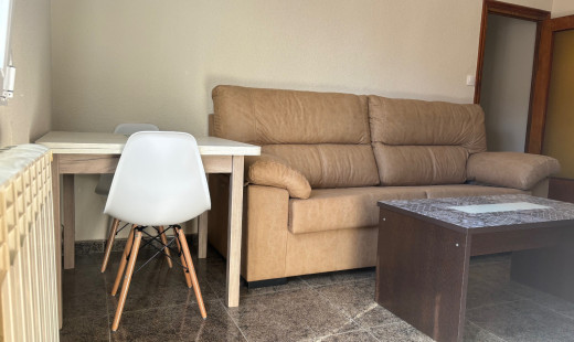 Alquiler - Piso -
Valladolid - Vadillos