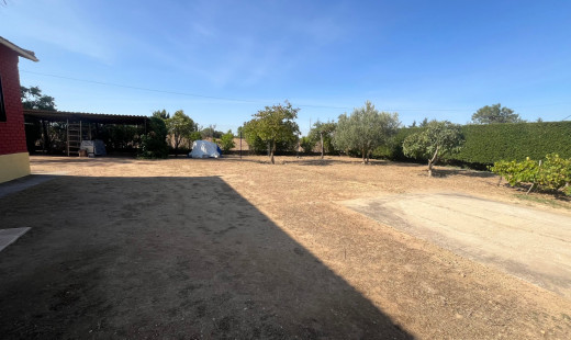 Venta - Chalet -
Dueñas