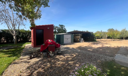 Venta - Chalet -
Dueñas