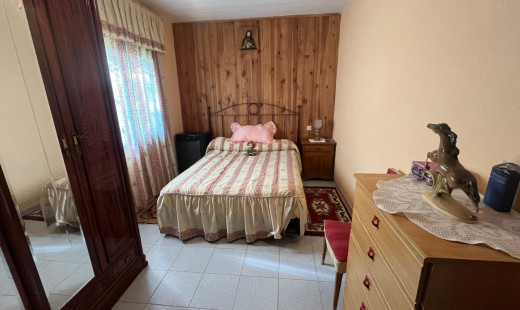 Venta - Chalet -
Dueñas