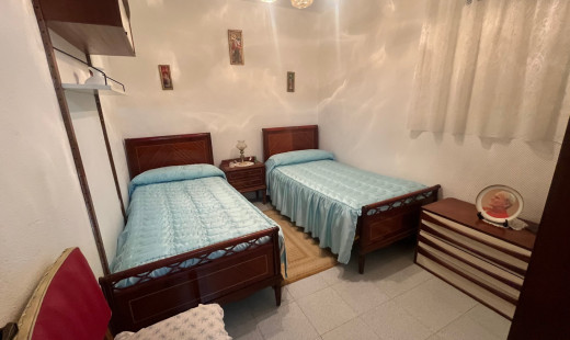 Venta - Chalet -
Dueñas