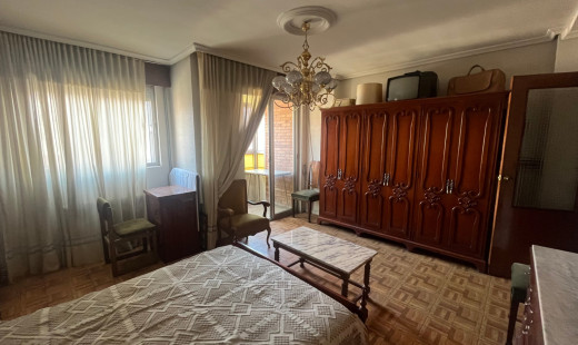 Venta - Piso -
Valladolid - San Juan