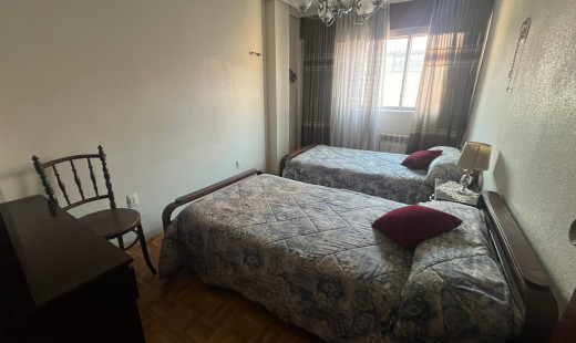 Venta - Piso -
Valladolid - San Juan