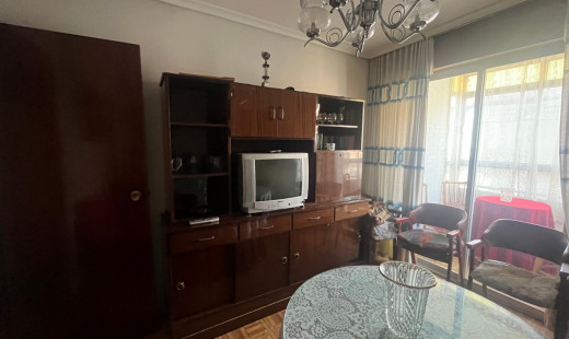 Venta - Piso -
Valladolid - San Juan