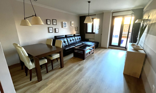 Venta - Piso -
La Cistérniga