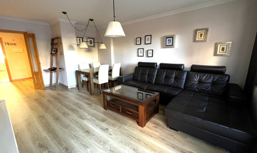 Venta - Piso -
La Cistérniga