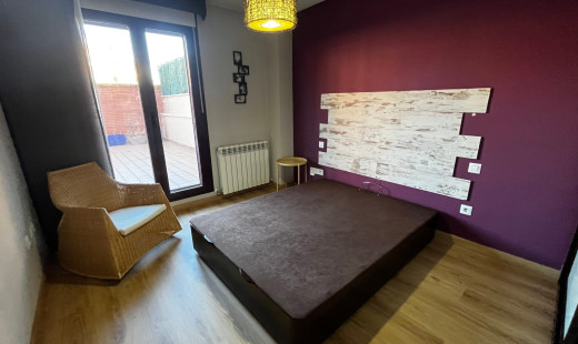 Venta - Piso -
La Cistérniga