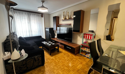 Venta - Piso -
Valladolid - Pajarillos