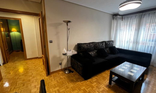 Venta - Piso -
Valladolid - Pajarillos