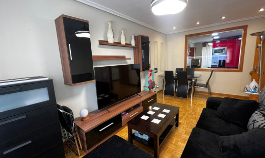 Venta - Piso -
Valladolid - Pajarillos