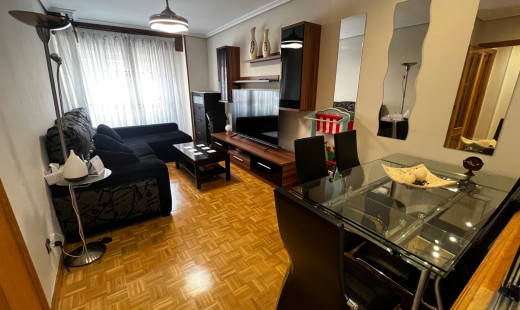 Venta - Piso -
Valladolid - Pajarillos