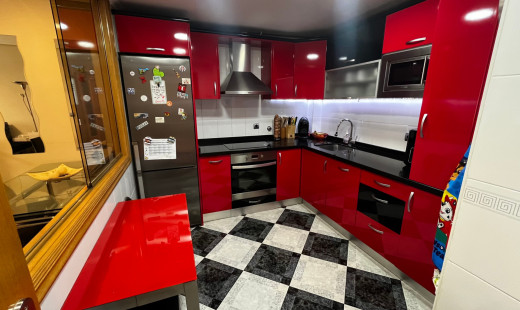 Venta - Piso -
Valladolid - Pajarillos