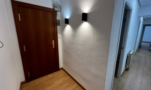 Venta - Piso -
Valladolid - San Juan