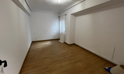 Venta - Piso -
Valladolid - San Juan