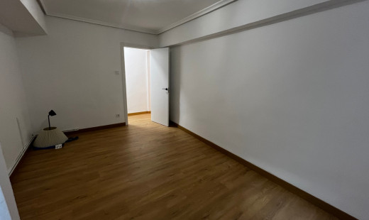 Venta - Piso -
Valladolid - San Juan