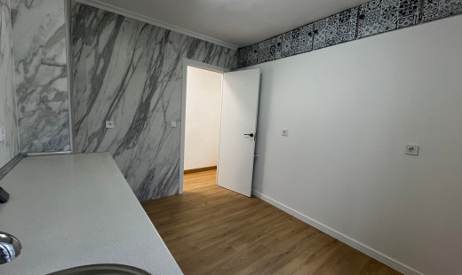 Venta - Piso -
Valladolid - San Juan