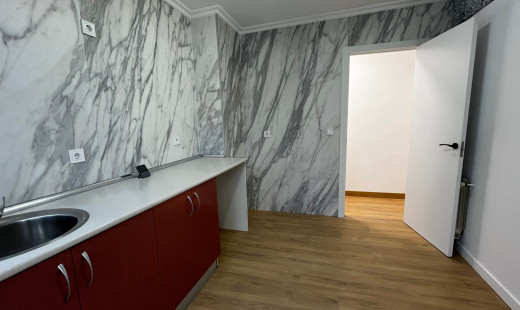 Venta - Piso -
Valladolid - San Juan