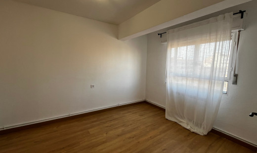 Venta - Piso -
Valladolid - San Juan