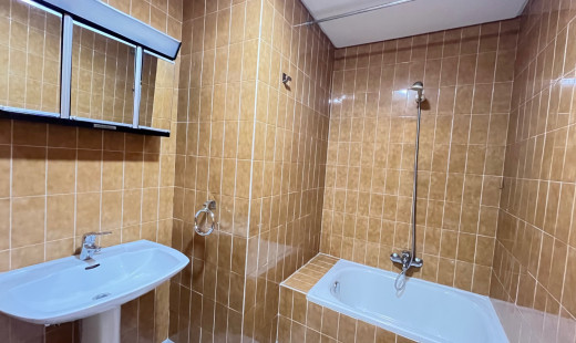 Venta - Piso -
Valladolid - Huerta del rey