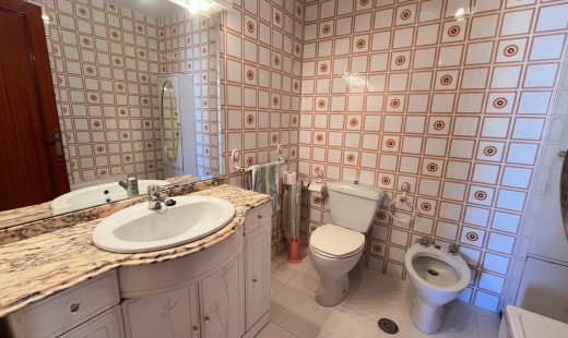 Venta - Piso -
Valladolid - Pajarillos