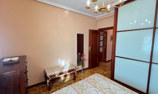 Venta - Piso -
Valladolid - Pajarillos