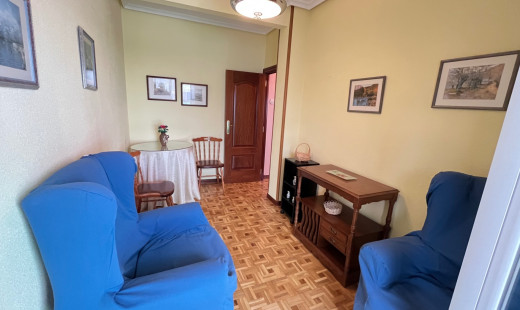 Venta - Piso -
Valladolid - Pajarillos