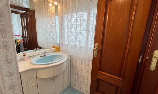 Venta - Piso -
Valladolid - Pajarillos