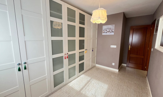 Venta - Piso -
Valladolid - Pajarillos