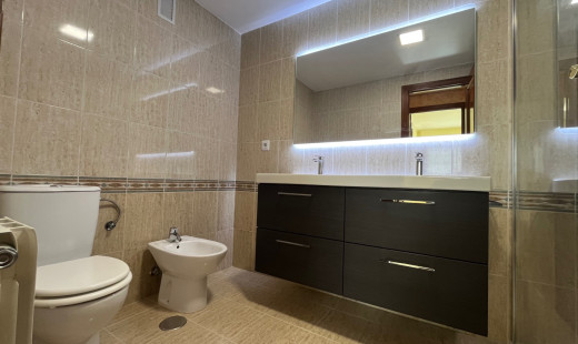 Venta - Piso -
Valladolid - Pajarillos