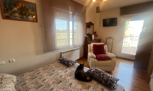 Venta - Chalet -
Mojados