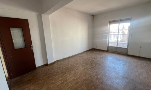 Venta - Piso -
Valladolid - San Juan